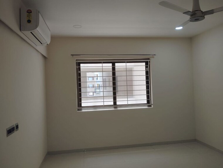 Room, golden-tulip-kondapur 3 Bedroom 1890 Sq.Ft. Apartment In Kondapur Hyderabad 10329176
