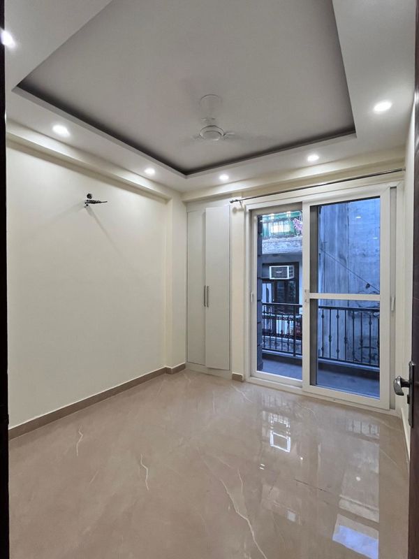 2 BHK Builder Floor For Rent in Chattarpur