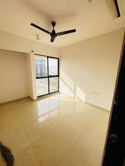 2 BHK Apartment For Rent in Lodha Palava Downtown Dombivli East