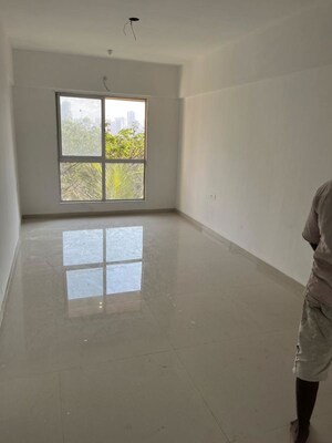 Room in 1 BHK Apartment at Sushanku Avenue 36, Goregaon West – for Rent