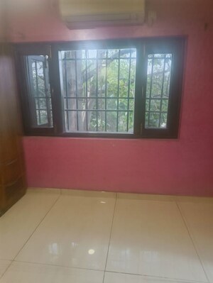 Room in 3 BHK Apartment at Vasant Kunj – for Sale