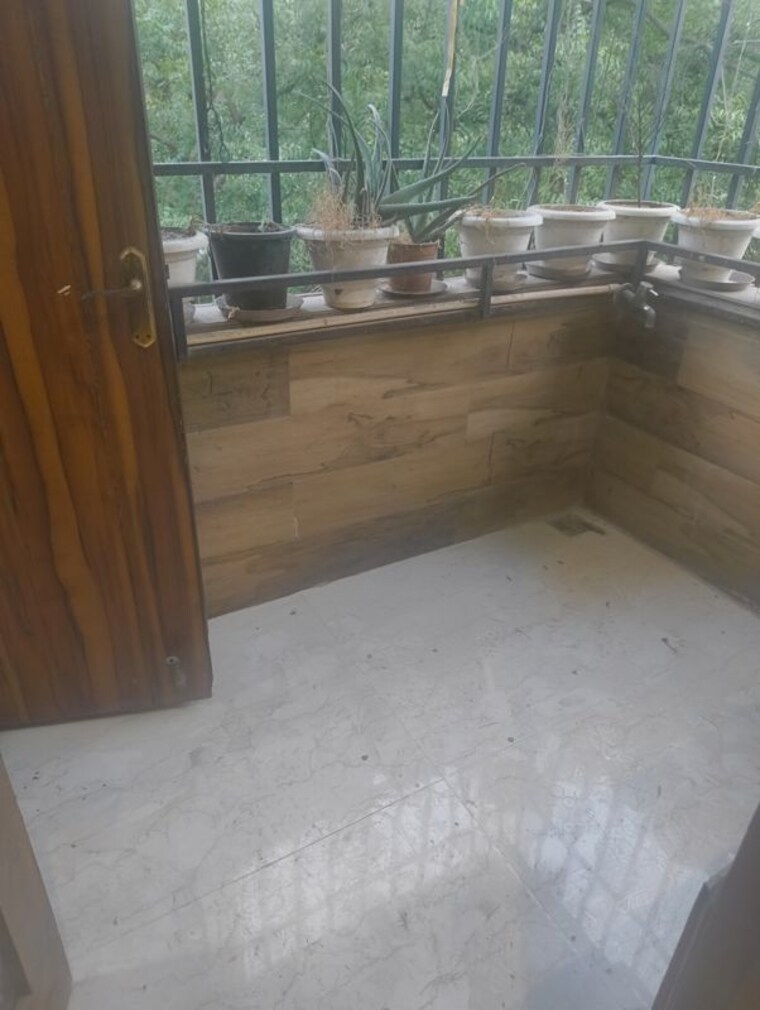 Kitchen, vasant kunj 3 Bedroom 1800 Sq.Ft. Apartment In Vasant Kunj Delhi 10329230