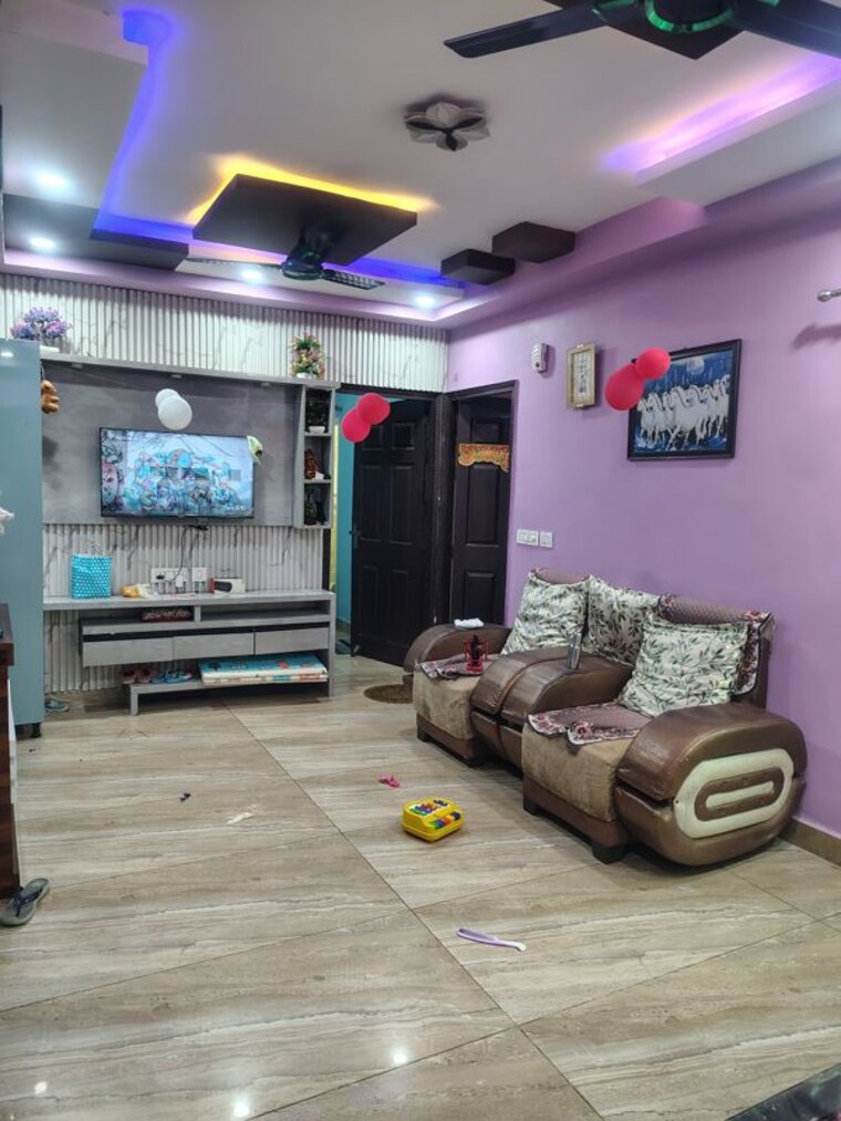 Living Room, migsun-vilaasa 4 Bedroom 1375 Sq.Ft. Apartment In Eta Ii Greater Noida Greater Noida 10329229