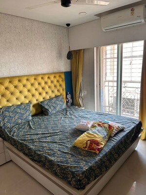 Bedroom in 2.5 BHK Apartment at Rosa Oasis, Thane West – for Rent