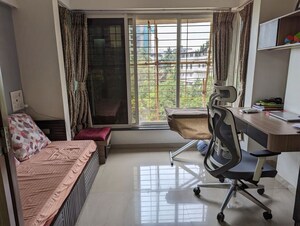 Team Area in 2 BHK Apartment at Madhushri Apartment, Goregaon East – for Sale