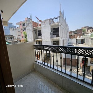 Balcony in 1 BHK Builder Floor at Saket – for Rent