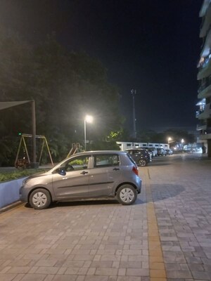 Parking in 3 BHK Apartment at Kolar rd – for Sale