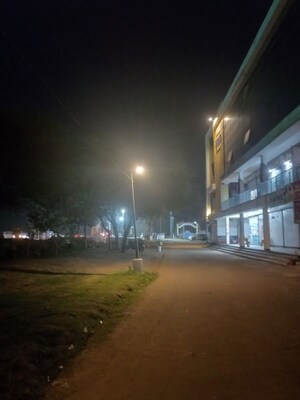 Room in 3 BHK Apartment at Kolar rd – for Sale