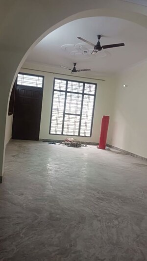 3 BHK Builder Floor For Rent in Mohyal Colony