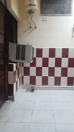 Team Area in 3 BHK Builder Floor at Mohyal Colony – for Rent