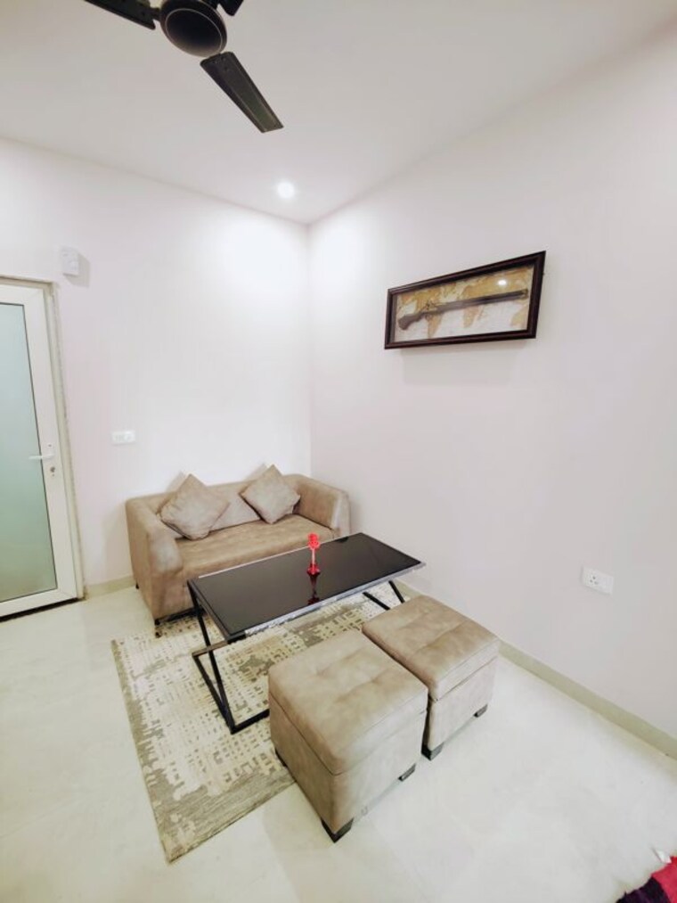 Living Room, sector 46 1 Bedroom 710 Sq.Ft. Builder Floor In Sector 46 Gurgaon 10329346