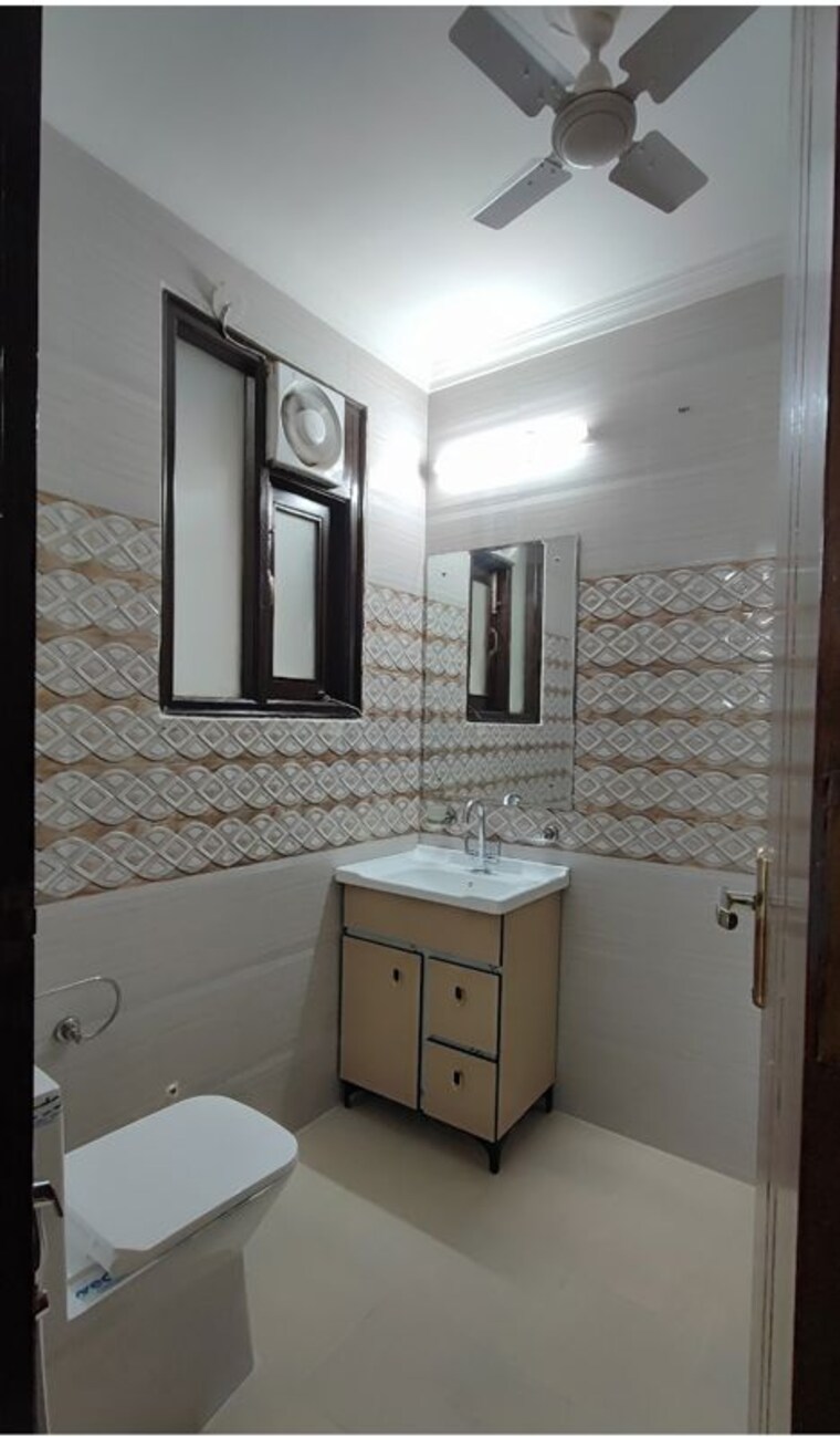 Room, palm-residency-chhatarpur 4 Bedroom 2300 Sq.Ft. Builder Floor In Chattarpur Delhi 10329328