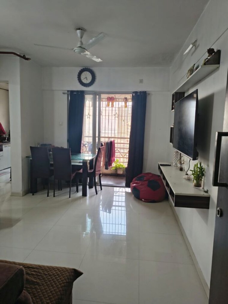 Living Room, rutu-enclave 1 Bedroom 425 Sq.Ft. Apartment In Kasarvadavali Thane 10329353