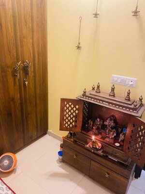 Furnished Amenities in 4 BHK Apartment at Prateek Edifice, Sector 107 – for Rent