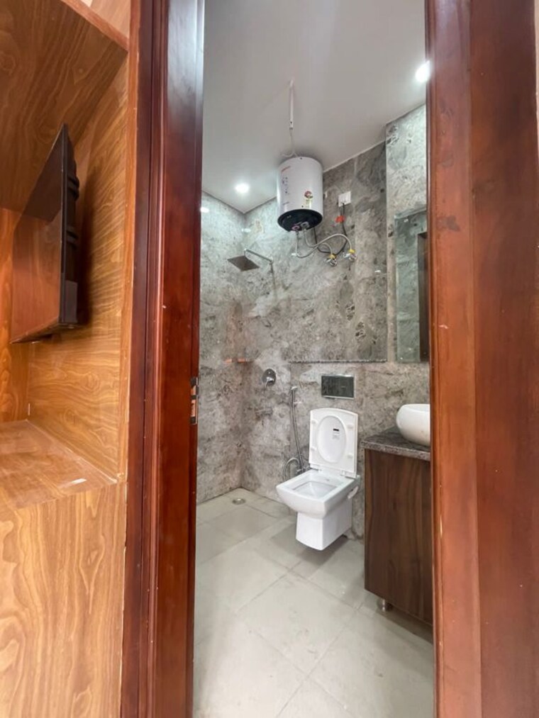 Bathroom, sector 45 1 Bedroom 690 Sq.Ft. Builder Floor In Sector 45 Gurgaon 10329450