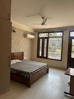 4 BHK + Servant Room Villa For Sale in Unitech Aspen Greens