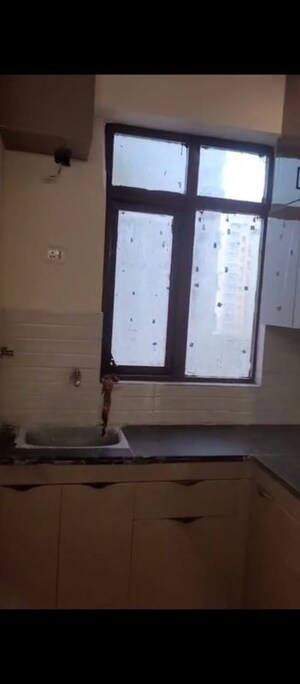 Room in 1 BHK Apartment at Auric City Homes, Sector 82 – for Rent