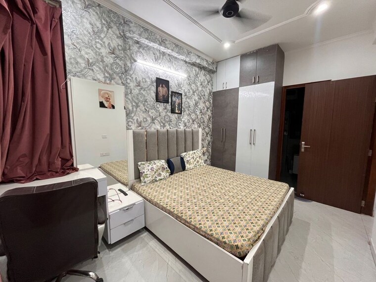 Bedroom, sushant-lok-3 3 Bedroom 186 Sq.Yd. Builder Floor In Sector 57 Gurgaon 10329471