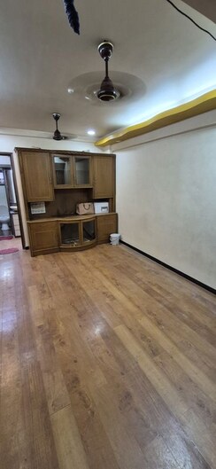2 BHK Apartment For Rent in Suncity Complex