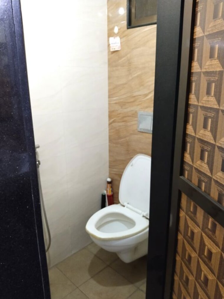 Bathroom, dev-darshan-chs-new-panvel 1 Bedroom 560 Sq.Ft. Apartment In New Panvel Navi Mumbai 10329502