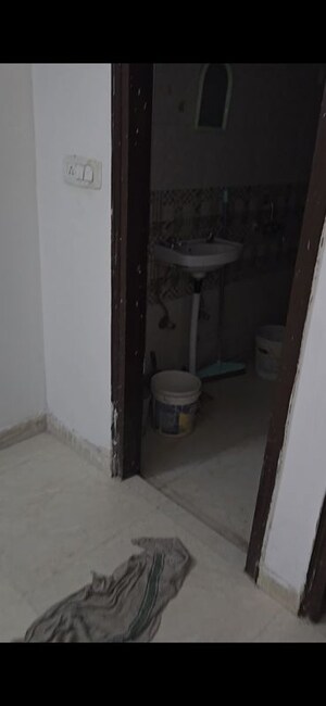 Bathroom in 2 BHK Apartment at Chattarpur – for Rent