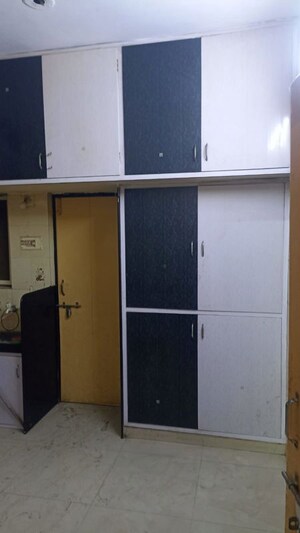 Kitchen in 2 BHK Villa at Vejalpur – for Rent