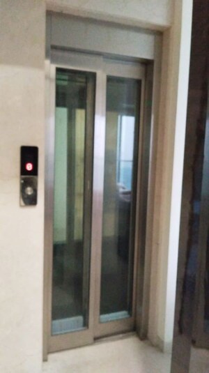 Building Lobby in 5 BHK Penthouse at Galaxy Apartment Nerul, Nerul Sector 6 – for Rent