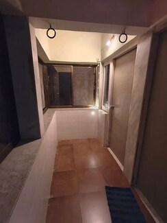 2 BHK + Pooja Room Apartment For Rent in Khar West