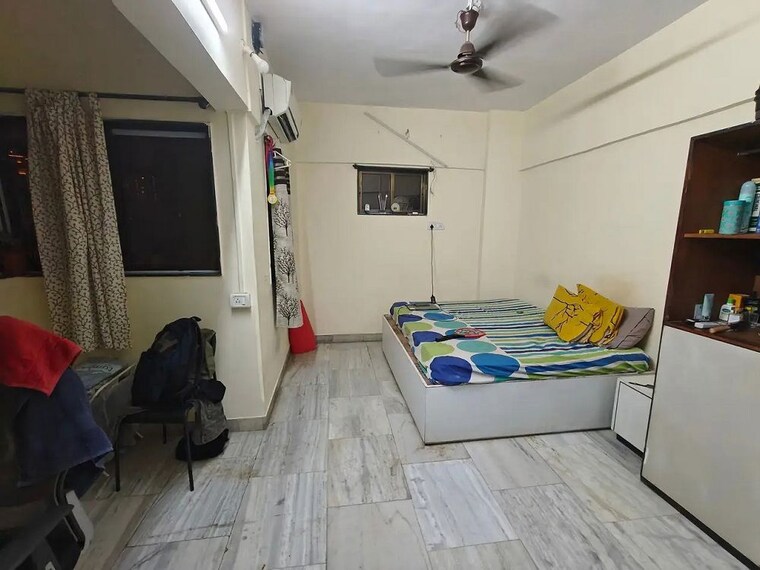 Bedroom, khar west 2 Bedroom 700 Sq.Ft. Apartment In Khar West Mumbai 10329517