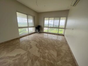 Room in 4 BHK Apartment at Chordia Solitaire Homes Pashan, Pashan – for Sale