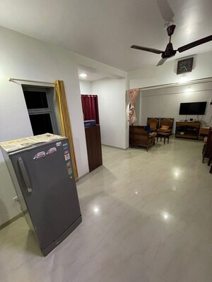 Living Room in 2 BHK Apartment at Khar West – for Rent