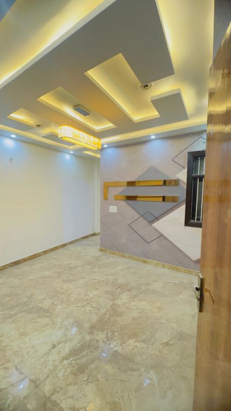 Room, dwarka mor 3 Bedroom 900 Sq.Ft. Builder Floor In Dwarka Mor Delhi 10329576