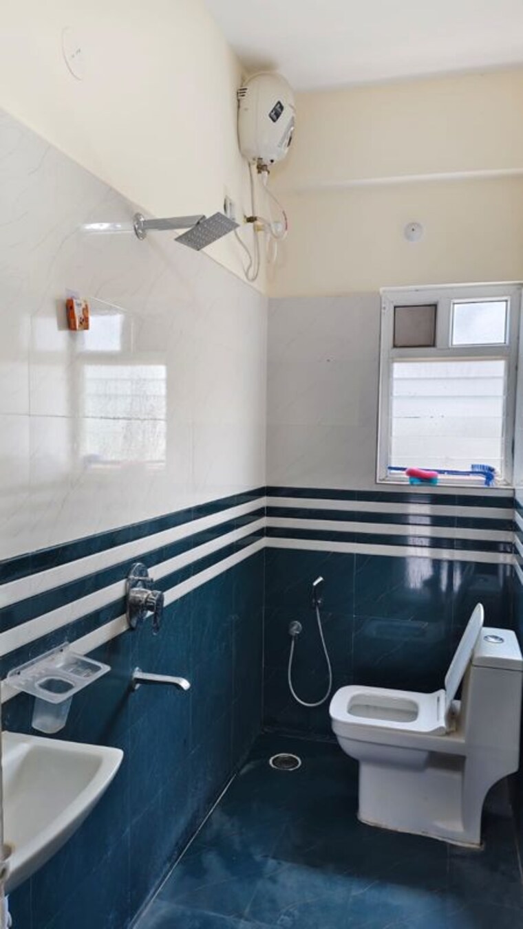 Washroom, begumpet 1 Bedroom 580 Sq.Ft. Apartment In Begumpet Hyderabad 10329575