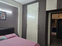 2 BHK Apartment For Rent in Emenox La Solara