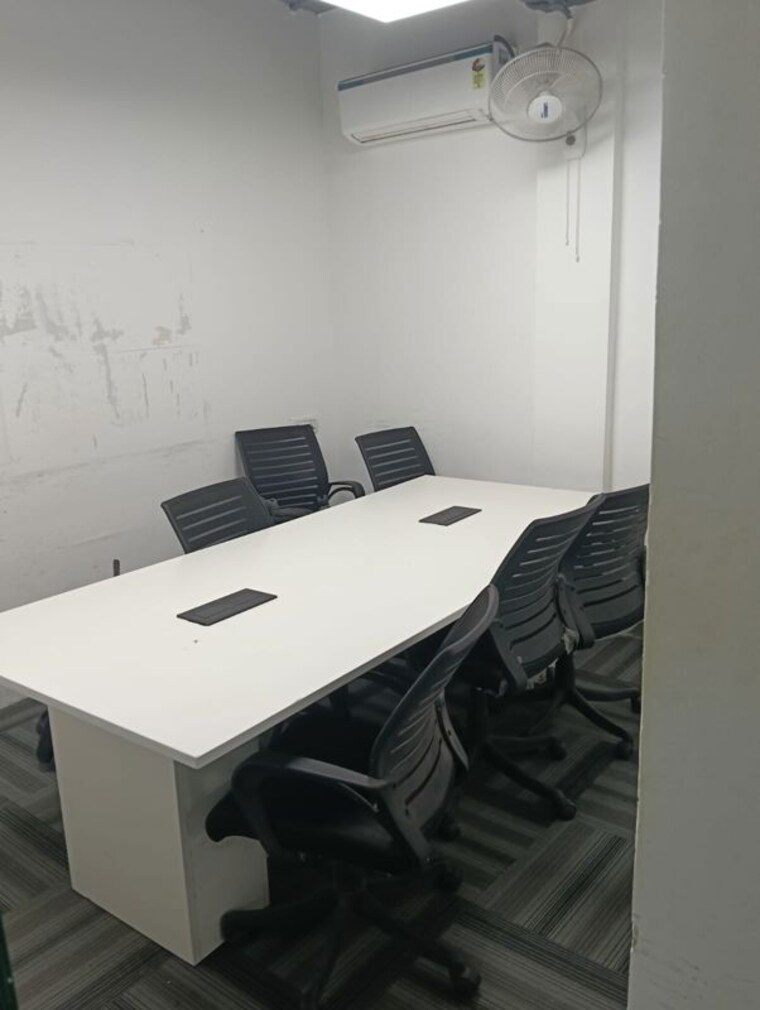 Team Area, sector 63 Commercial Office Space 1500 Sq.Ft. In Sector 63 Noida 10329638