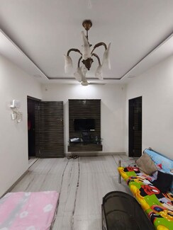 1 BHK + Store Room Apartment For Rent in Paschim Apartments