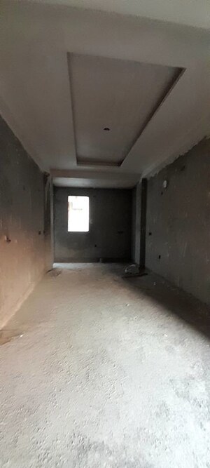 Room in 3 BHK Builder Floor at Palam Vihar – for Sale