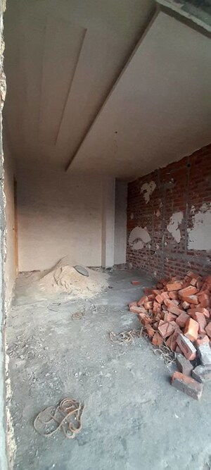 Bathroom in 3 BHK Builder Floor at Palam Vihar – for Sale