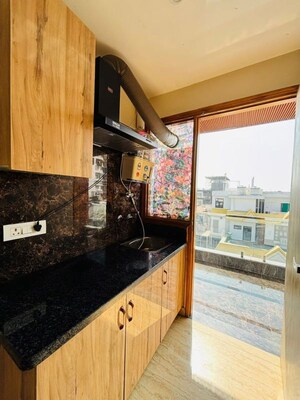 Kitchen in 1 BHK Builder Floor at Sector 31 – for Rent