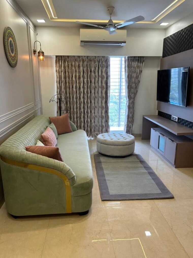 Living Room, hiranandani-regent-hill 1 Bedroom 650 Sq.Ft. Apartment In Powai Mumbai 10329690