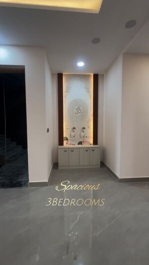 Room in 3 BHK Builder Floor at BPTP District 3, Sector 85 – for Sale