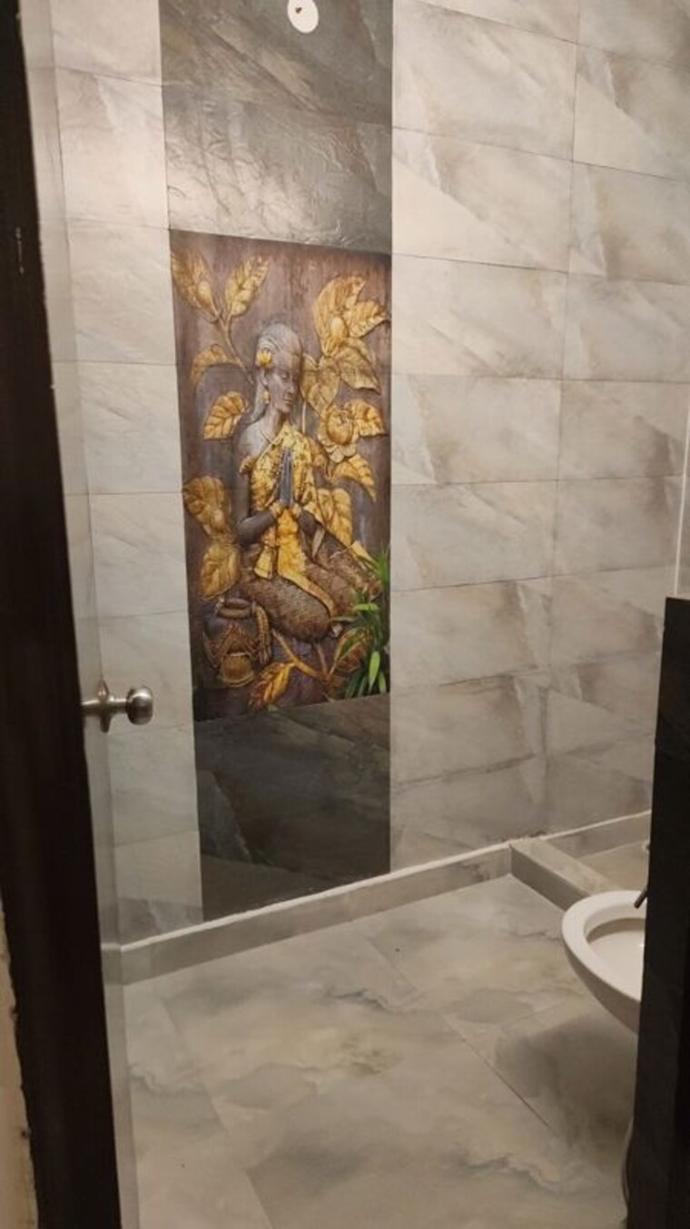 Bathroom, sushant lok i 3 Bedroom 215 Sq.Yd. Builder Floor In Sushant Lok I Gurgaon 10329708