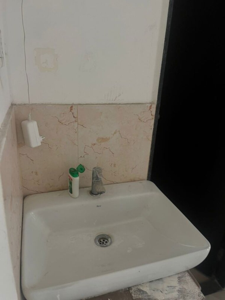 Bathroom, rr-lunkad-66-avenue 3 Bedroom 1100 Sq.Ft. Apartment In Pimple Nilakh Pune 10329728