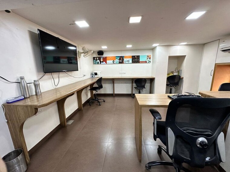 Team Area, pokhran road no one Commercial Office Space 800 Sq.Ft. In Pokhran Road No One Thane 10329733