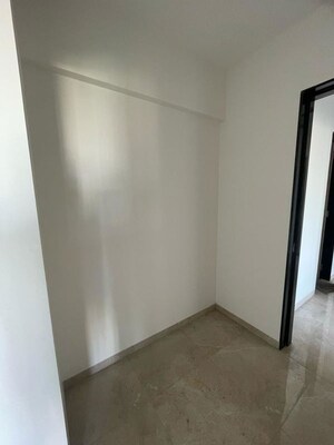 Room in 2 BHK Apartment at MICL Aaradhya Highpark Project 2 Of Phase 1, Mira Road – for Rent