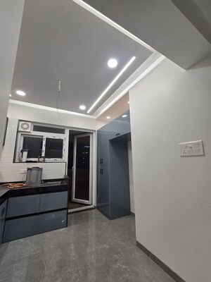 Room in 3 BHK Apartment at Viraj Sequoia, Aundh – for Rent