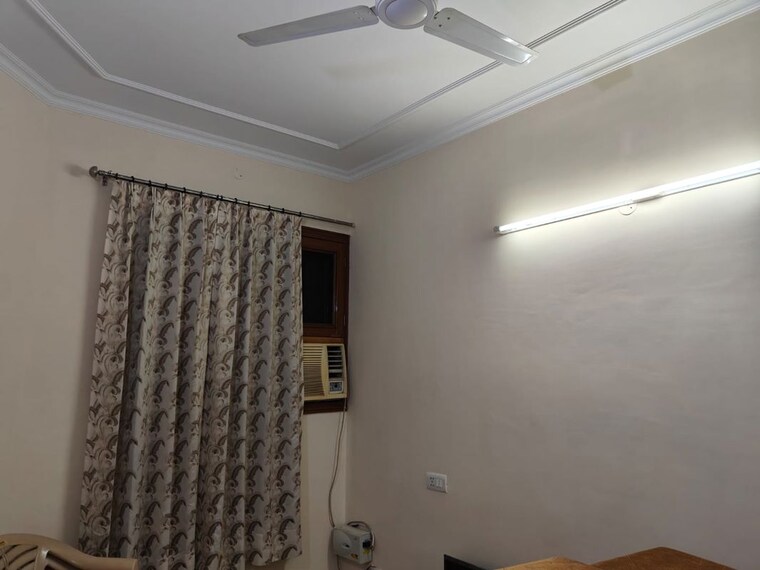 Room, sector 80 3 Bedroom 200 Sq.Ft. Independent House In Sector 80 Mohali 10329739