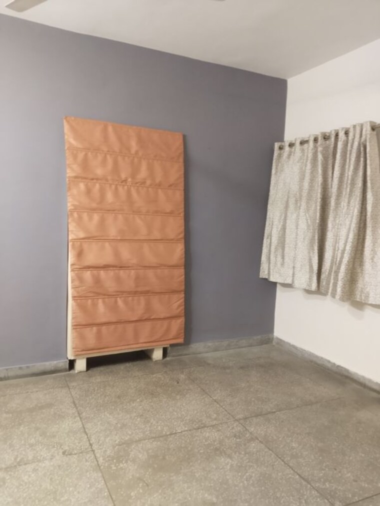 Room, sarita vihar 3 Bedroom 1900 Sq.Ft. Apartment In Sarita Vihar Delhi 10329735