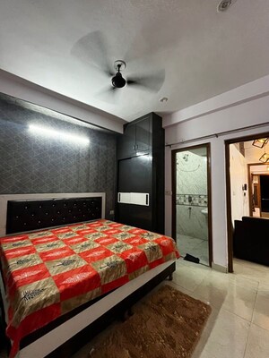 Bedroom in 1 BHK Builder Floor at Sector 41 – for Rent