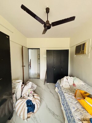 Bedroom in 2 BHK Apartment at Mulund West – for Rent